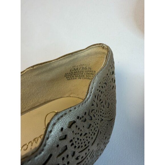 Jessica Simpson Women Flats 6M Gold Synthetic Cutout Pointed Toe Slip On Shoes - Picture 11 of 12
